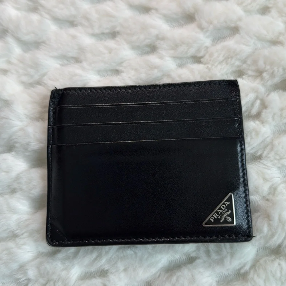 Prada Leather Card Holder-Authentic-USED